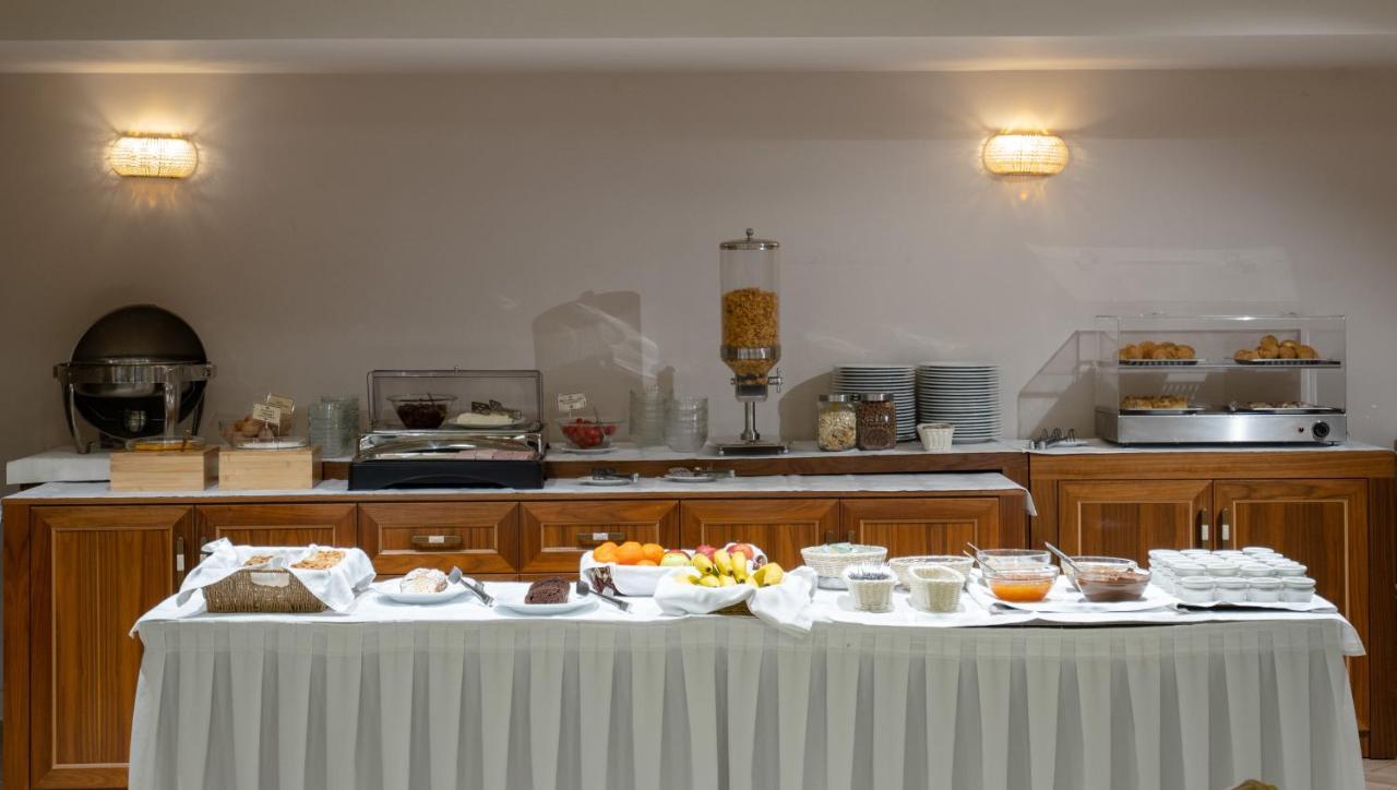 Hotel Ntinas ตริกาลา ภายนอก รูปภาพ