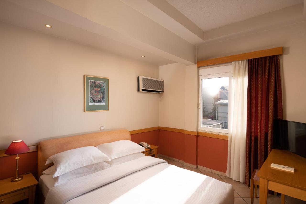 Hotel Ntinas ตริกาลา ภายนอก รูปภาพ